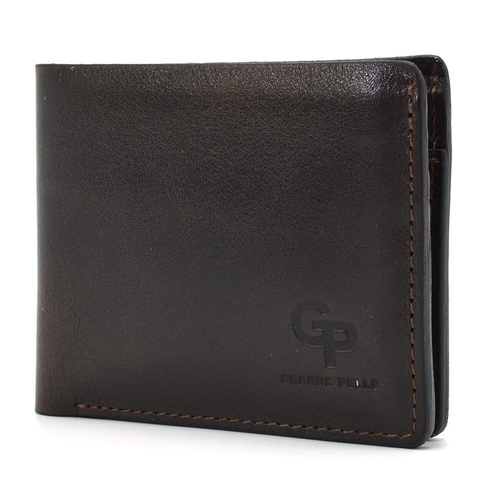 Портмоне на магнитной застежке Grande Pelle 505620 глянцевая кожа шоколад — 4