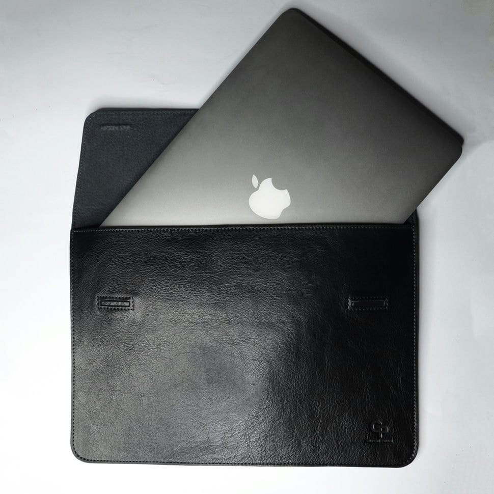 Кожаный чехол для MacBook 13', черный — 2