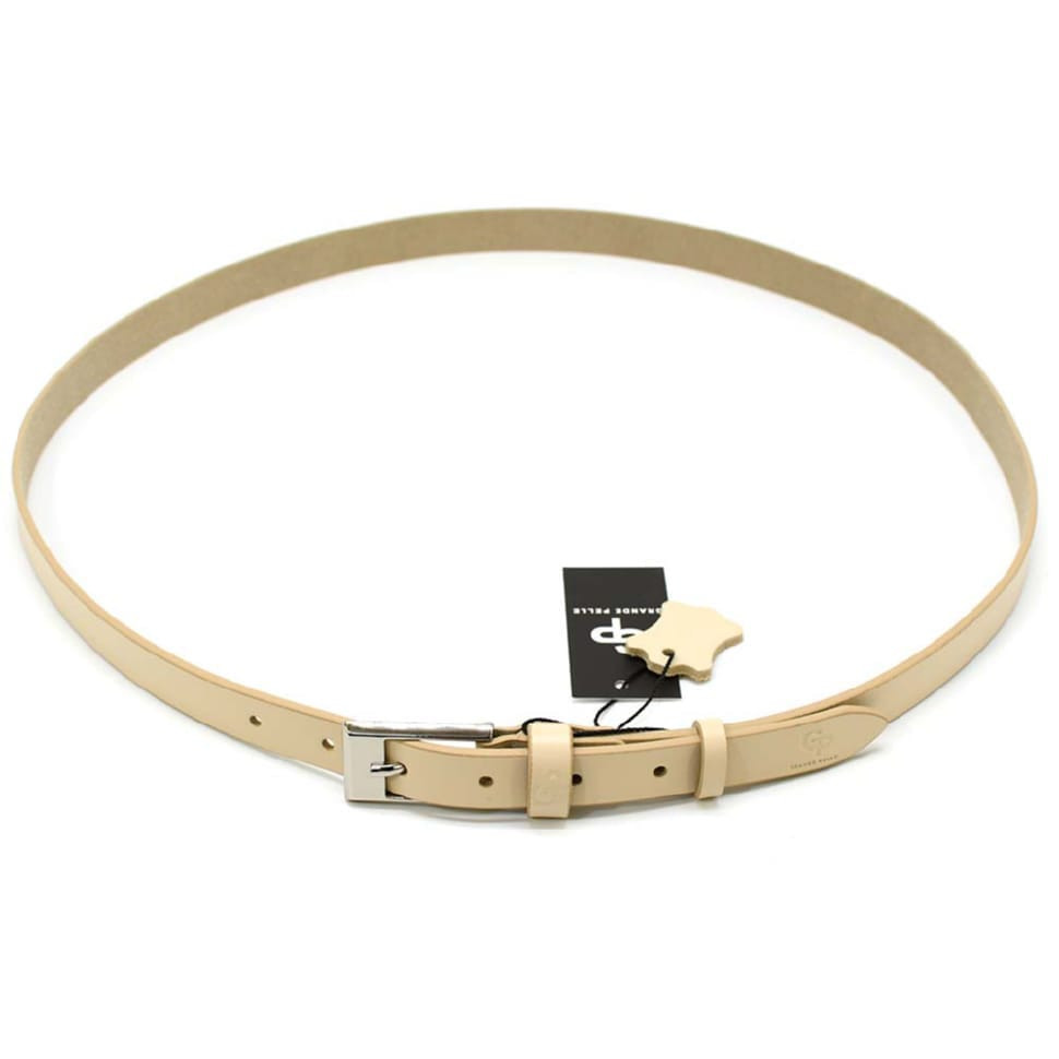 Ремень женский тонкий Grande Pelle 24330030033 в бежевом цвете — 4