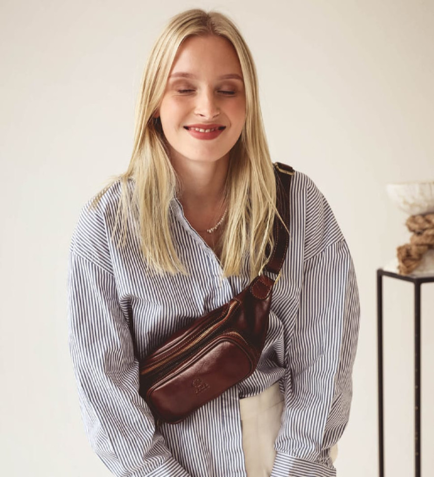 Женская кожаная сумка-слинг Belly Bag - Independent People - Коричневый цвет - Time Resistance 5215901W — 3