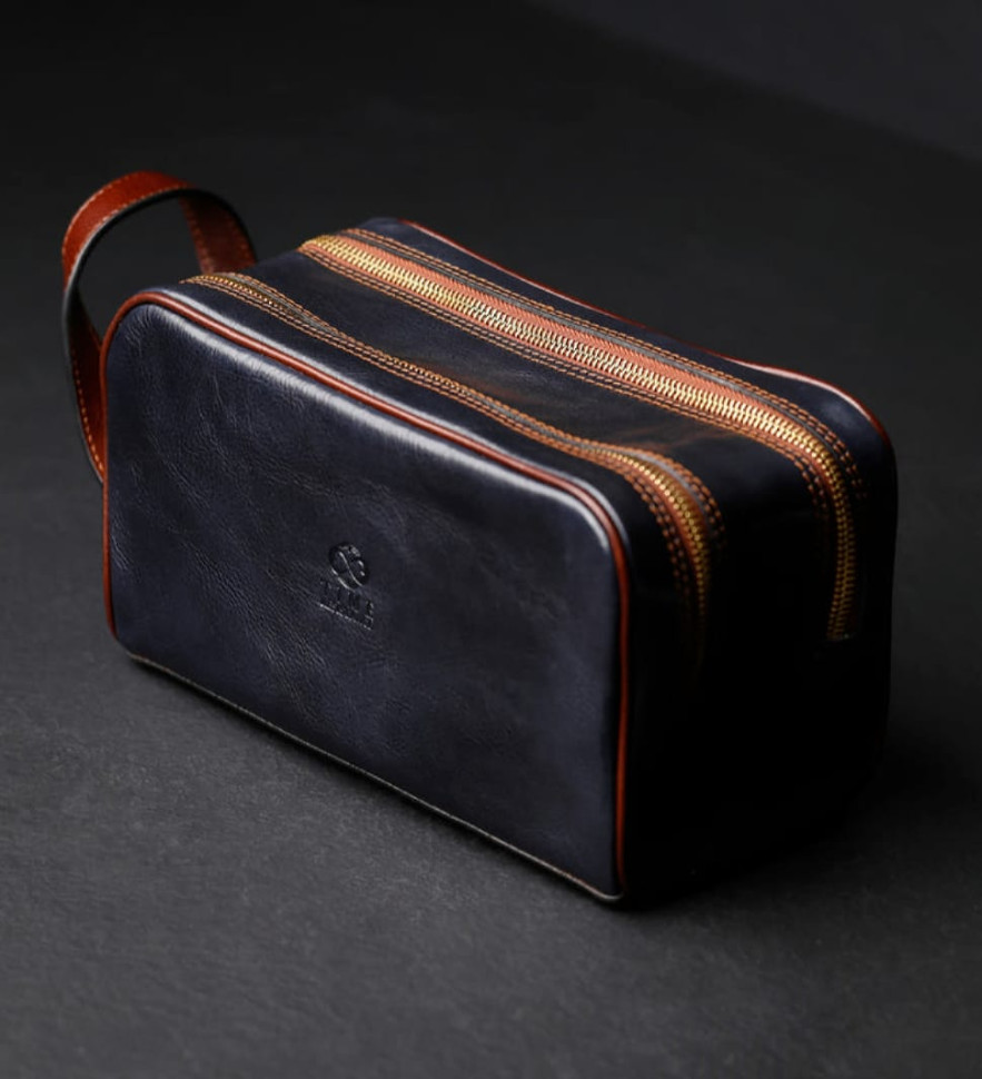 Женская кожаная косметичка Dopp Kit - All the Kings Men -  Синий цвет - Time Resistance 5232001W — 2