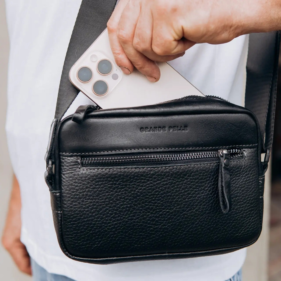 Сумка через плечо компактная вертикальная Grande Pelle 736710 Urban Classic — 4