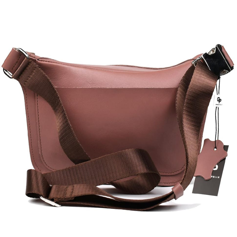 Кожаная напоясная сумка Grande Pelle 743665 пудровая — 4