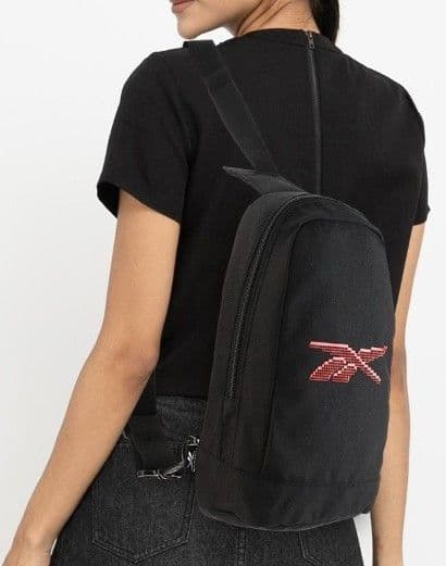 Нагрудная сумка, слинг Reebok Mono Strap черная