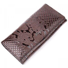 Придбати Лакований горизонтальний гаманець з натуральної шкіри з тисненням під змію KARYA 21170 Коричневий, image , характеристики, відгуки