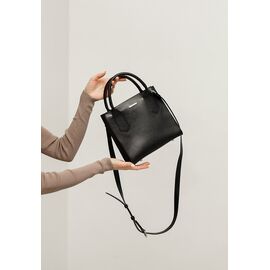 Купить Кожаная женская сумка-кроссбоди черная Blackwood, фото , характеристики, отзывы