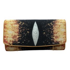 Придбати Кошелек женский из натуральной кожи ската черный с золотистым Ekzotic leather stw9, image , характеристики, відгуки