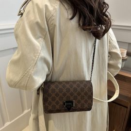 Купить Кроссбоди на цепочке из эко-кожи Lilly P2-14502DB, фото , характеристики, отзывы