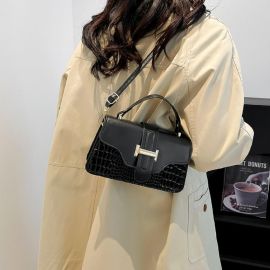 Купить Маленькое кроссбоди эко-кожа черное Lilly P2-1501A, фото , характеристики, отзывы