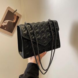 Купить Кроссбоди каркасное в стеганной эко-коже Lilly P4-8988A, фото , характеристики, отзывы