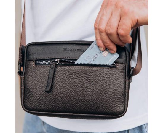 Придбати Сумка через плечо компактная вертикальная Grande Pelle 736720 Urban Classic, image , зображення 5, характеристики, відгуки
