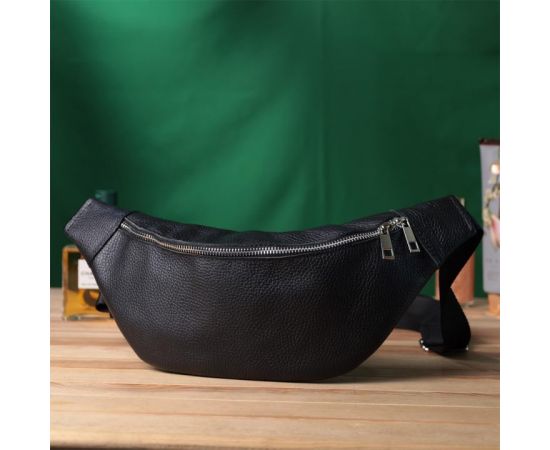 Купить Удобная сумка-бананка унисекс из натуральной кожи Shvigel 22824 Черная, фото , изображение 9, характеристики, отзывы