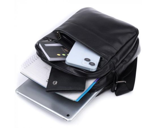 Придбати Классическая мужская сумка мессенджер из глянцевой натуральной кожи Shvigel 22846 Черная, image , зображення 7, характеристики, відгуки