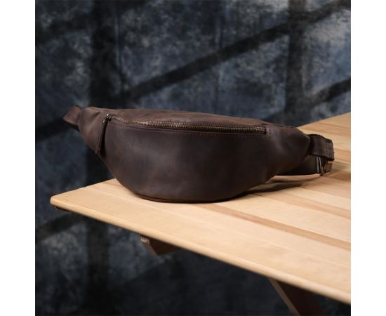 Купить Добротная сумка бананка для мужчин из винтажной натуральной кожи Shvigel 23139 Коричневый, фото , изображение 9, характеристики, отзывы