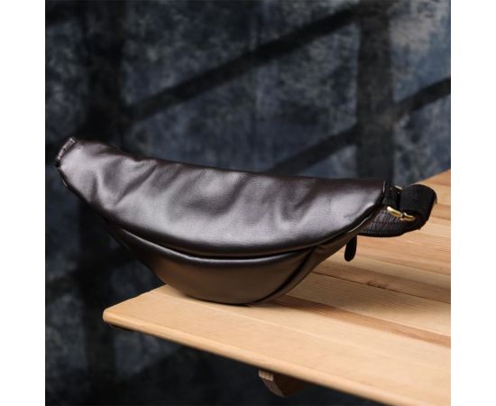 Купить Сумка бананка отменного качества из гладкой натуральной кожи Shvigel 23144 Коричневый, фото , изображение 10, характеристики, отзывы