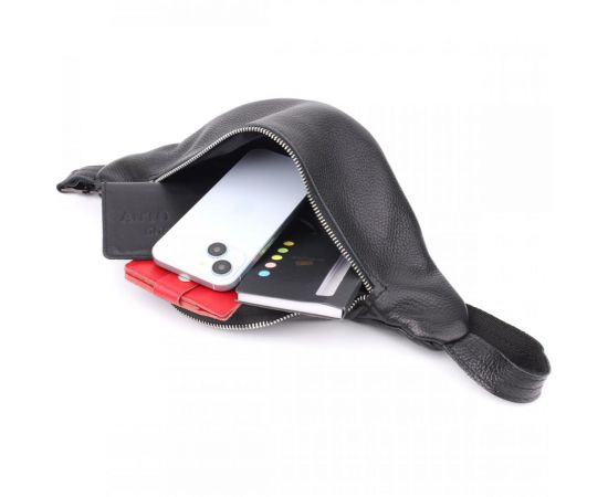 Купить Отменная сумка бананка из зернистой натуральной кожи Shvigel 23145 Черный, фото , изображение 8, характеристики, отзывы