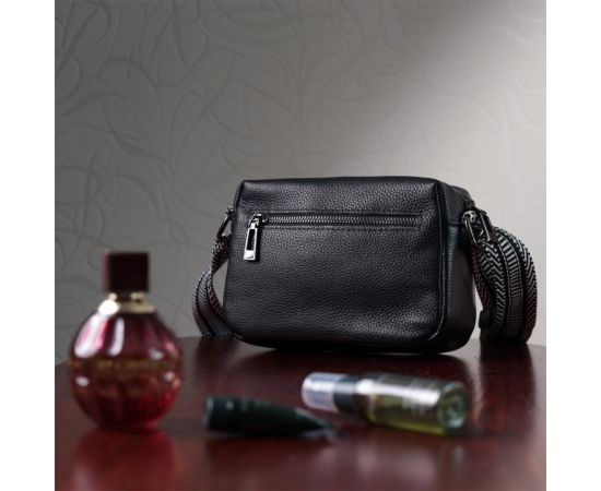 Купить Сумка на одно отделение в классическом цвете из натуральной кожи Vintage 22606 Черная, фото , изображение 12, характеристики, отзывы