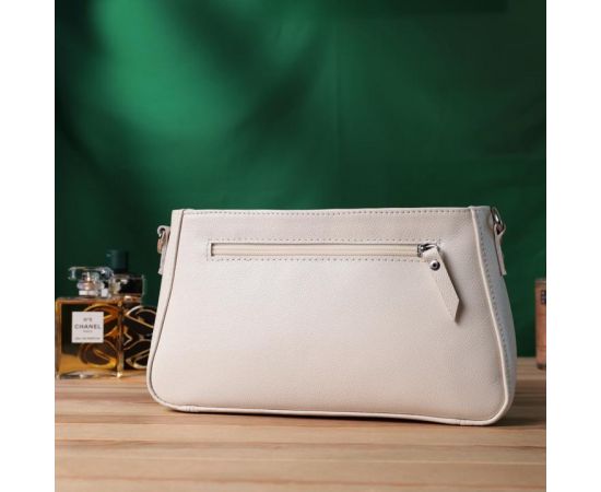 Купить Сумка багет с цепочкой и съемным ремешком из натуральной кожи Shvigel 22835 Бежевая, фото , изображение 10, характеристики, отзывы