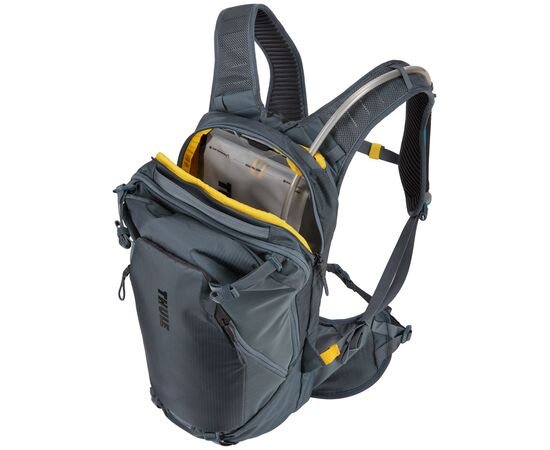 Купить Велосипедный рюкзак Thule Rail Backpack 18L (TH 3204482), фото , изображение 6, характеристики, отзывы