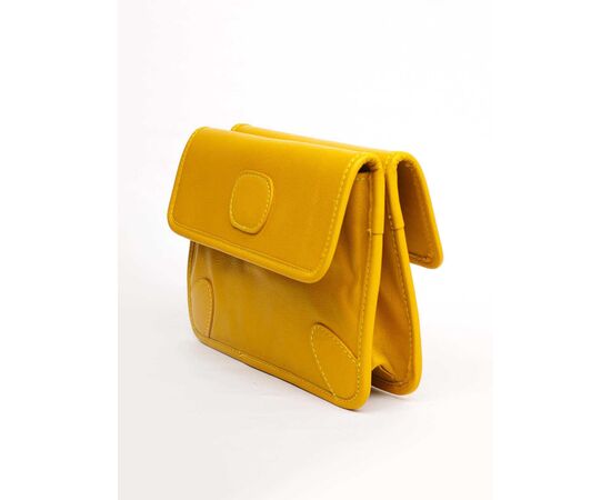 Купить Кожаная сумка Italian Bags Клатч Italian Bags 11725_yellow Кожаный Желтый, фото , изображение 2, характеристики, отзывы