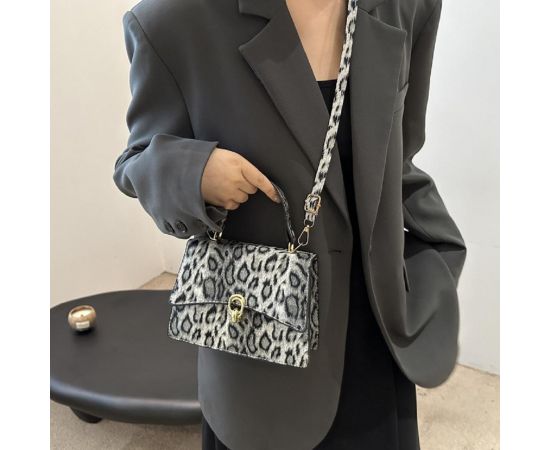 Купить Стильное кроссбоди эко-кожа лео Lilly P1-369-9075LG, фото , изображение 5, характеристики, отзывы