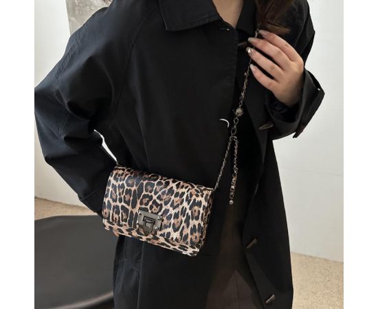 Купить Кроссбоди на цепочке из эко-кожи Lilly P2-14502LB, фото , изображение 2, характеристики, отзывы
