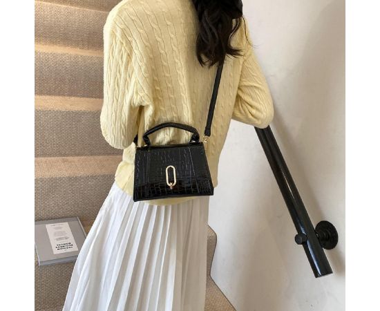 Купить Каркасное небольшое кроссбоди из эко-кожи Lilly P2-17068985A, фото , изображение 2, характеристики, отзывы