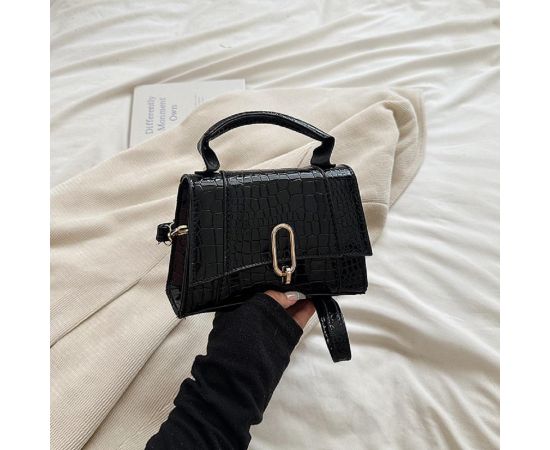Купить Каркасное небольшое кроссбоди из эко-кожи Lilly P2-17068985A, фото , изображение 3, характеристики, отзывы