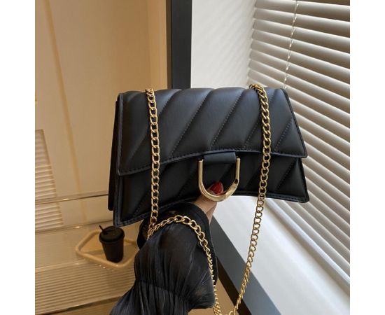 Купить Кроссбоди выгнутой формы в эко-коже Lilly P4-377A, фото , характеристики, отзывы