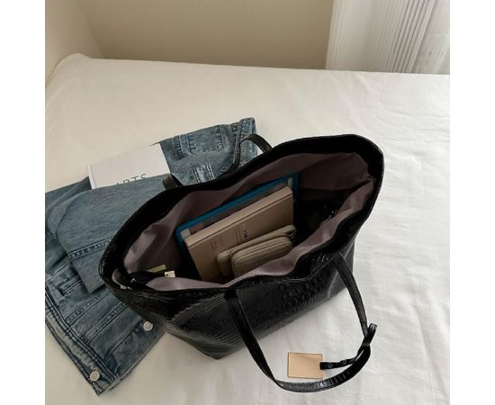 Купить Женская вместительная сумка из эко-кожи лео Lilly P1-6830A, фото , изображение 3, характеристики, отзывы