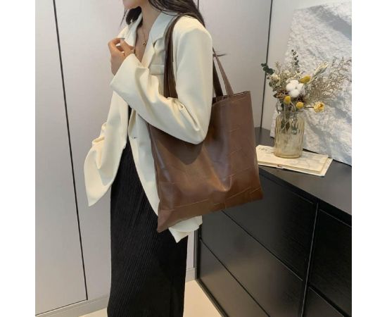 Купить Большая женская сумка из эко-кожи Lilly P2-9071DB, фото , изображение 3, характеристики, отзывы