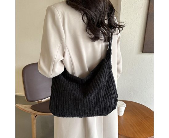 Купить Вельветовая женская сумка черная Lilly P4-8298A, фото , изображение 2, характеристики, отзывы