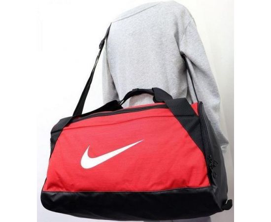 Купить Сумка спортивная для тренировок 40L Nike Brasilia Duffle Sports Gym Bag CK0939-657 красная, фото , изображение 4, характеристики, отзывы